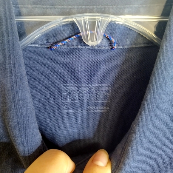 Patagonia Men's Trout Fitz Roy Short Sleeve Polo Shirt Sz S - Picture 4 of 7